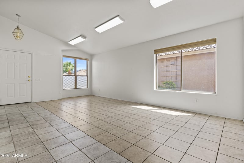 8537 Monte Ave, Mesa, AZ 85209
