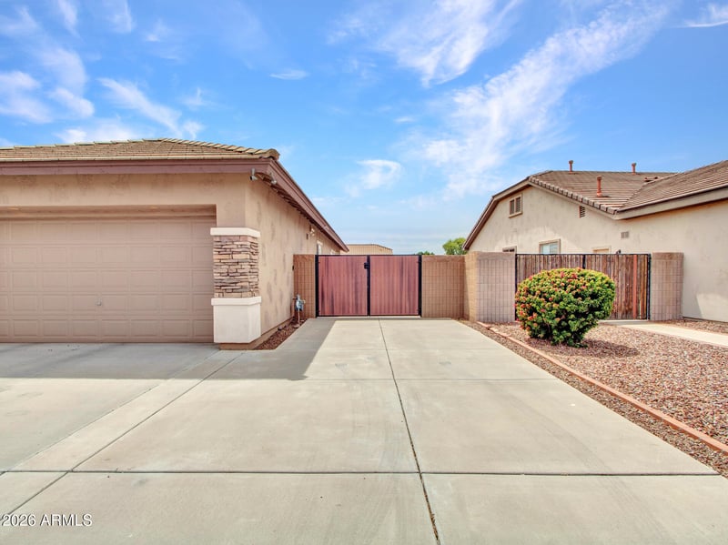 8537 W Mohawk Ln, Peoria, AZ 85382