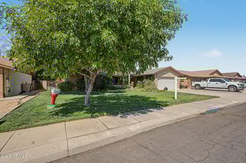 8538 53rd Ave, Glendale, AZ 85302