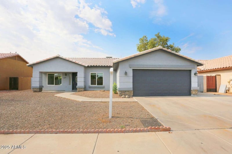 8539 Hazelwood St, Phoenix, AZ 85037