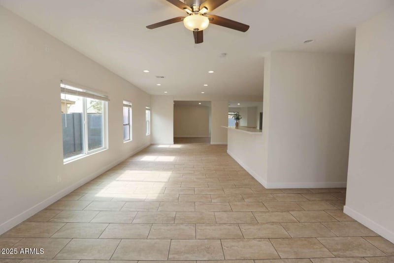 8539 Hazelwood St, Phoenix, AZ 85037
