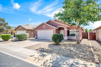 8539 Paradise Dr, Peoria, AZ 85345