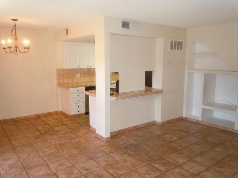 854 E Cochise Dr, Phoenix, AZ 85020