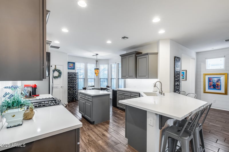 854 Farmers Ln, Queen Creek, AZ 85140
