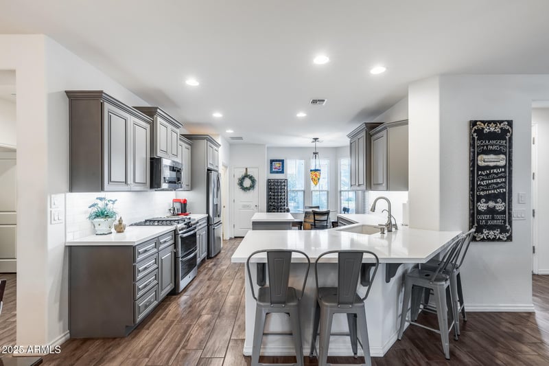 854 Farmers Ln, Queen Creek, AZ 85140
