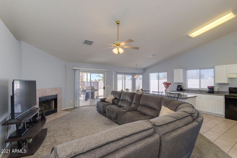 854 N 94th St, Mesa, AZ 85207