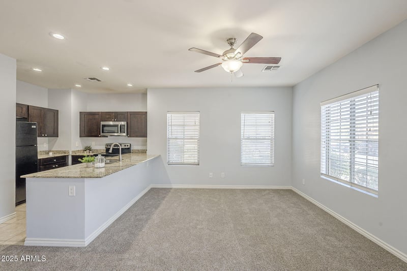 854 San Marcos Dr Bldg 6 Dr #D, Apache Junction, AZ 85120