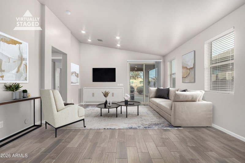 854 Lowell Dr, San Tan Valley, AZ 85140