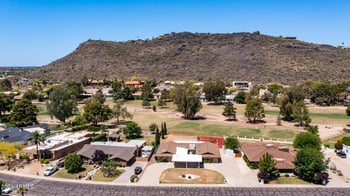 854 W Moon Valley Dr, Phoenix, AZ 85023