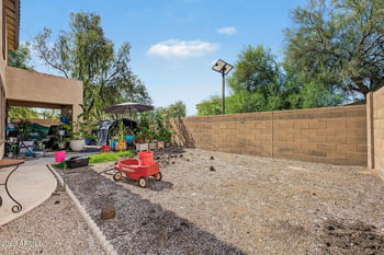 8540 N 63rd Ln, Glendale, AZ 85302