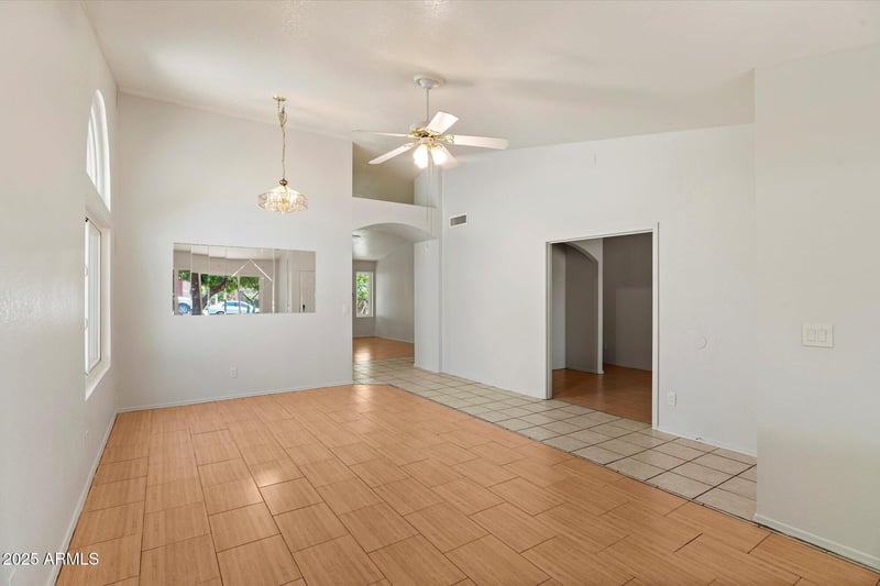 8540 Ocotillo Rd, Glendale, AZ 85305