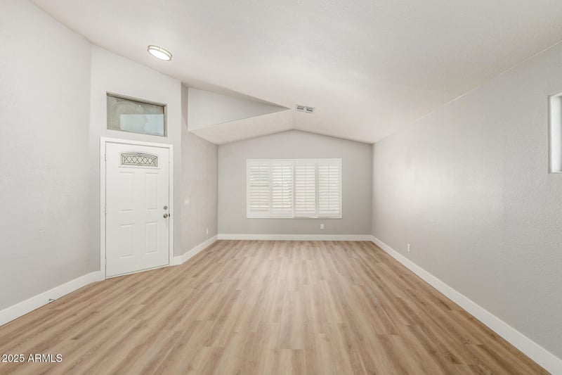 8541 112th Ave, Peoria, AZ 85345