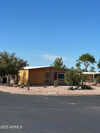 8541 Dewberry Ave, Mesa, AZ 85208