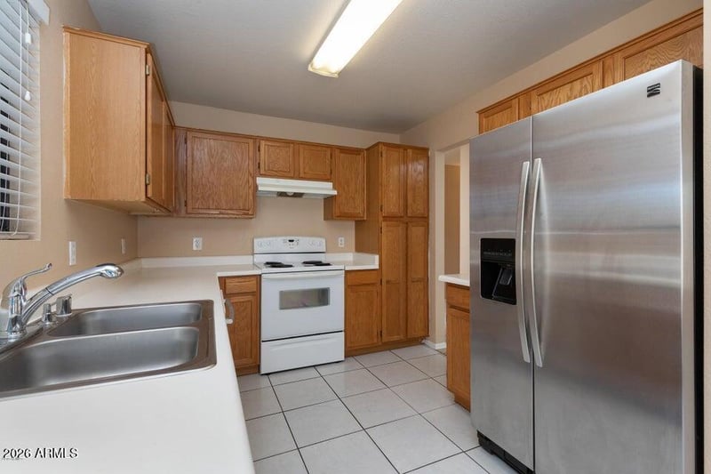 8541 W Highland Ave, Phoenix, AZ 85037