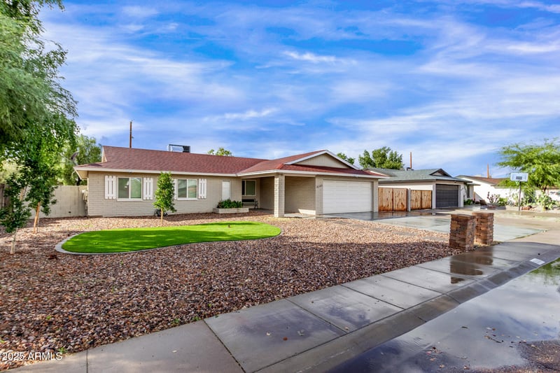 8542 42nd Dr, Phoenix, AZ 85051