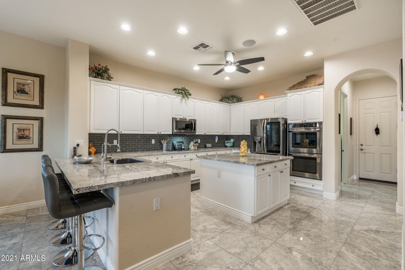 8542 E Twisted Leaf Dr, Gold Canyon, AZ 85118