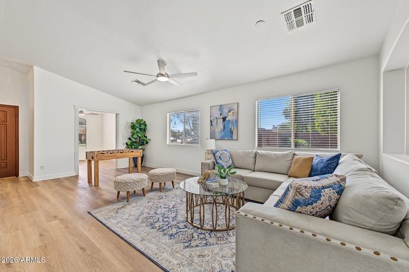 8542 W Cordes Rd, Tolleson, AZ 85353