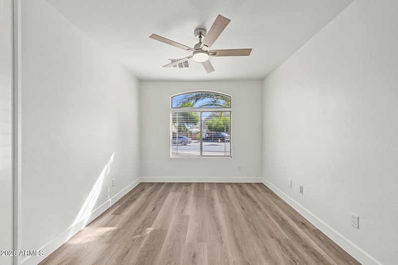 8542 W Cordes Rd, Tolleson, AZ 85353
