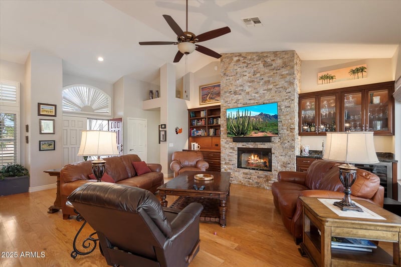 8542 W Rosemonte Dr, Peoria, AZ 85382