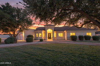 8546 E Waterford Cir, Mesa, AZ 85212