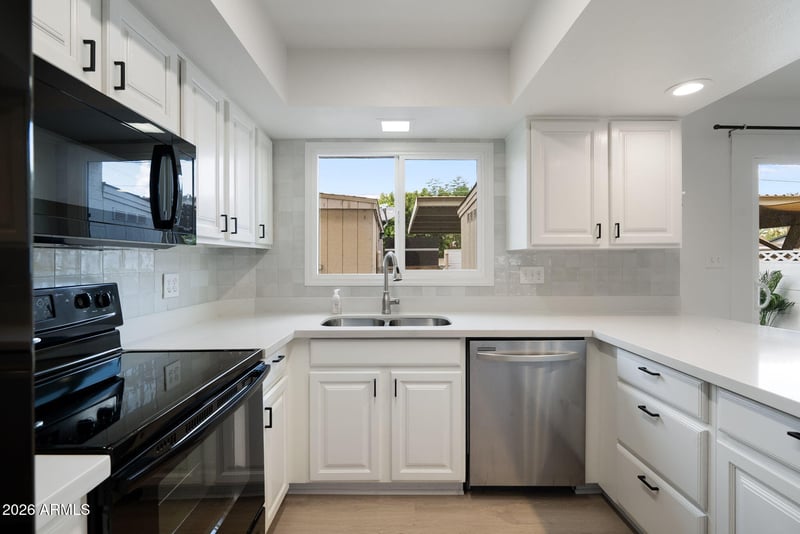 8548 E Mcdonald Dr, Scottsdale, AZ 85250