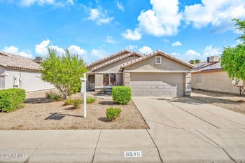 8548 Mission Ln, Peoria, AZ 85345