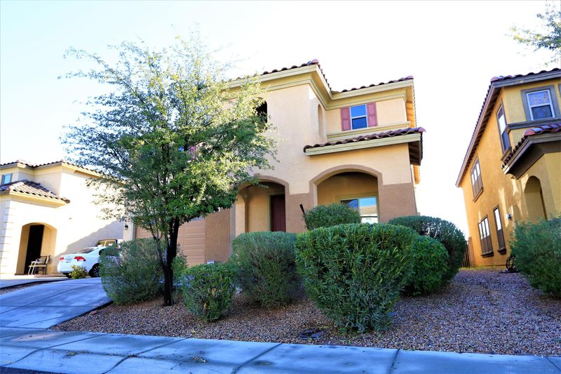 8549 N 63rd Dr, Glendale, AZ 85302
