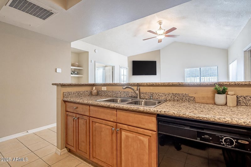 855 Dobson Rd #2090, Chandler, AZ 85224