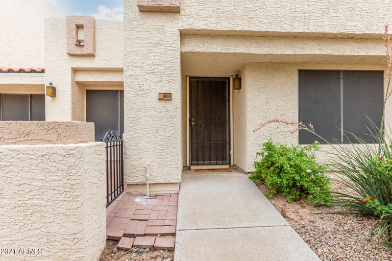 855 E Lola Dr, Phoenix, AZ 85022