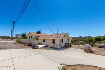 855 Wickenburg Way, Wickenburg, AZ 85390