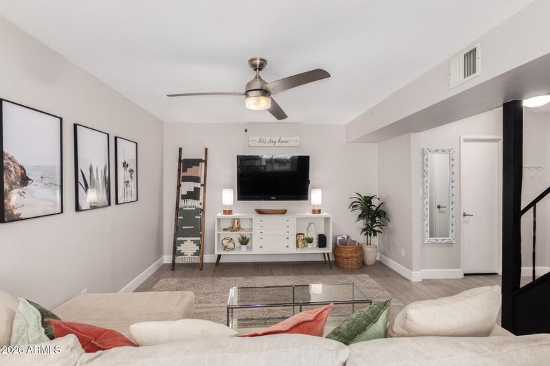 8550 E Indian School Rd #D, Scottsdale, AZ 85251