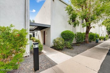 8550 Indian School Rd #F, Scottsdale, AZ 85251