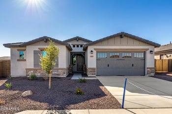 8552 175th Ln, Waddell, AZ 85355