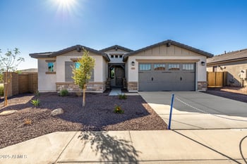 8552 175th Ln, Waddell, AZ 85355
