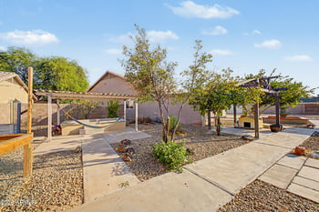 8552 Meadowbrook Ave, Phoenix, AZ 85037