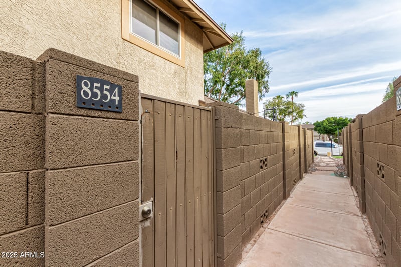 8554 Belleview St, Scottsdale, AZ 85257