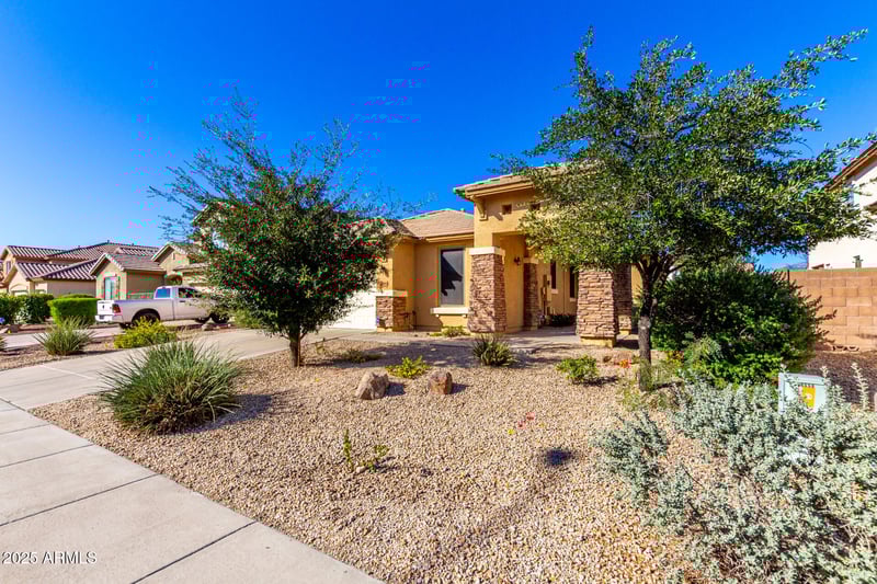 8556 Brown St, Peoria, AZ 85345