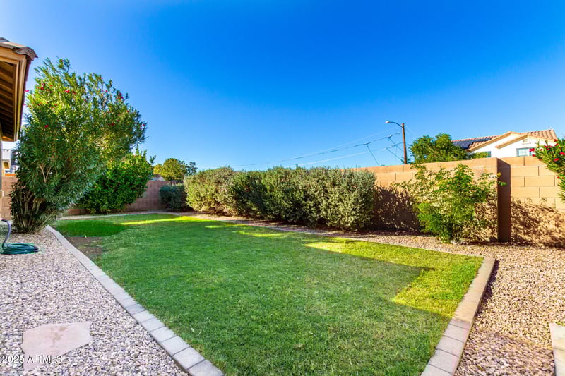 8556 Brown St, Peoria, AZ 85345