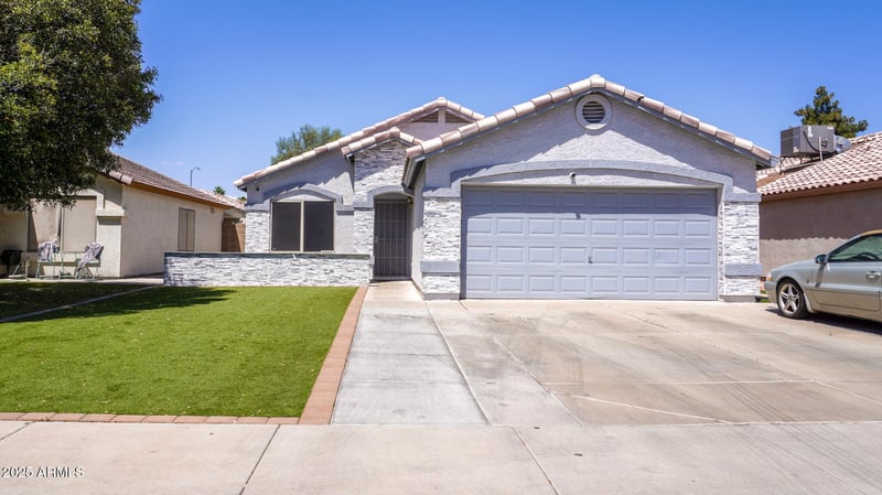 8556 Caron Dr, Peoria, AZ 85345