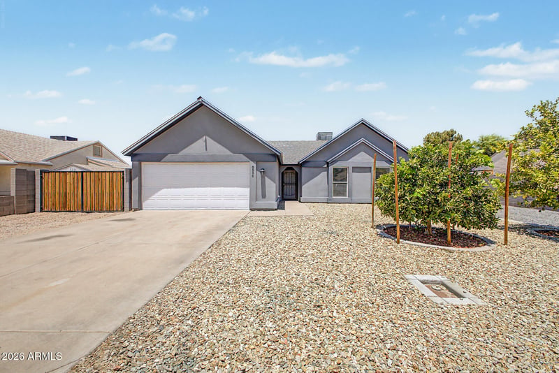 8556 W Charter Oak Rd, Peoria, AZ 85381
