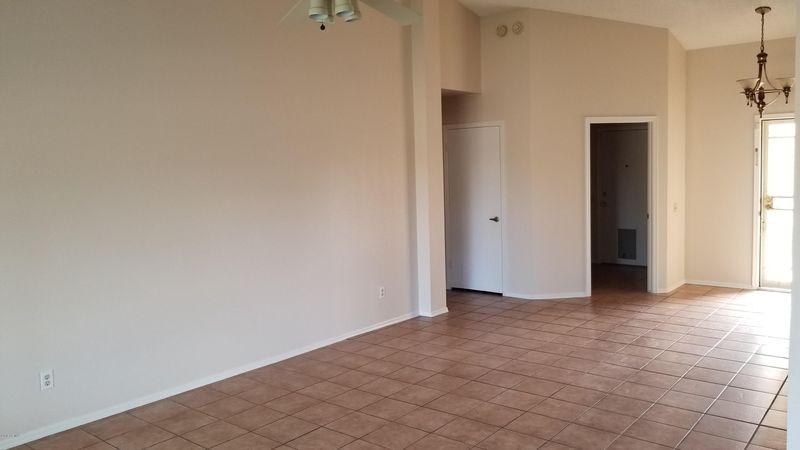 8558 W Medlock Dr, Glendale, AZ 85305
