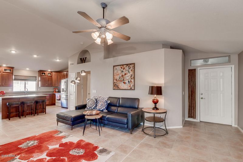 856 E Baylor Ln, Chandler, AZ 85225