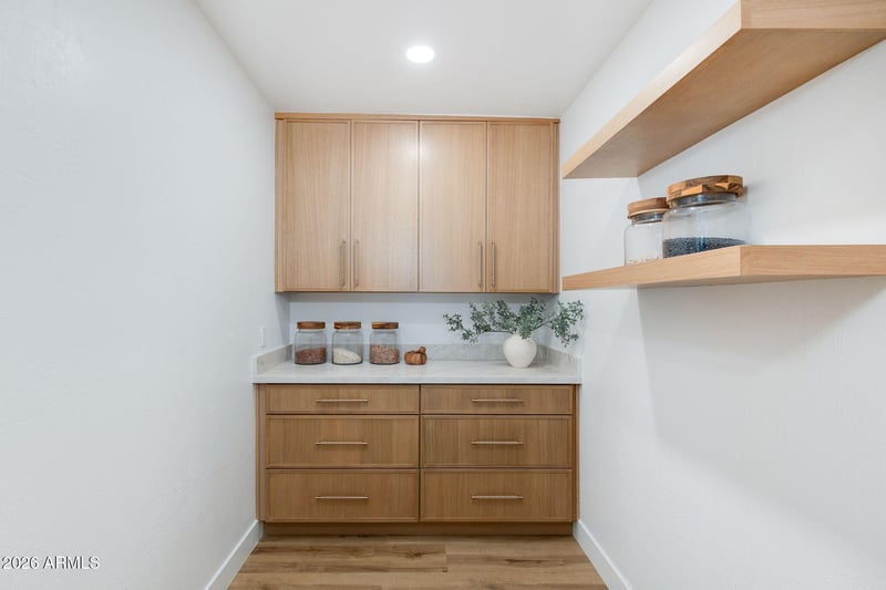 8562 E Turney Ave, Scottsdale, AZ 85251