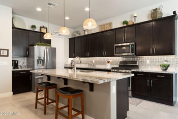 8562 W Myrtle Ave, Glendale, AZ 85305