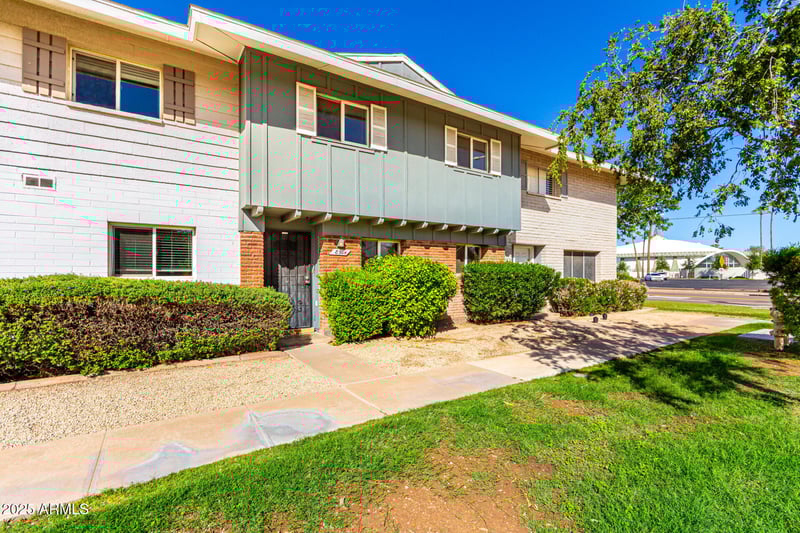 8564 Mcdonald Dr, Scottsdale, AZ 85250