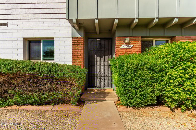 8564 Mcdonald Dr, Scottsdale, AZ 85250