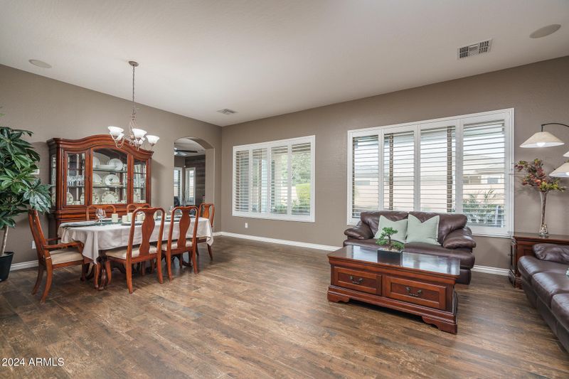 8564 W Northview Ave, Glendale, AZ 85305