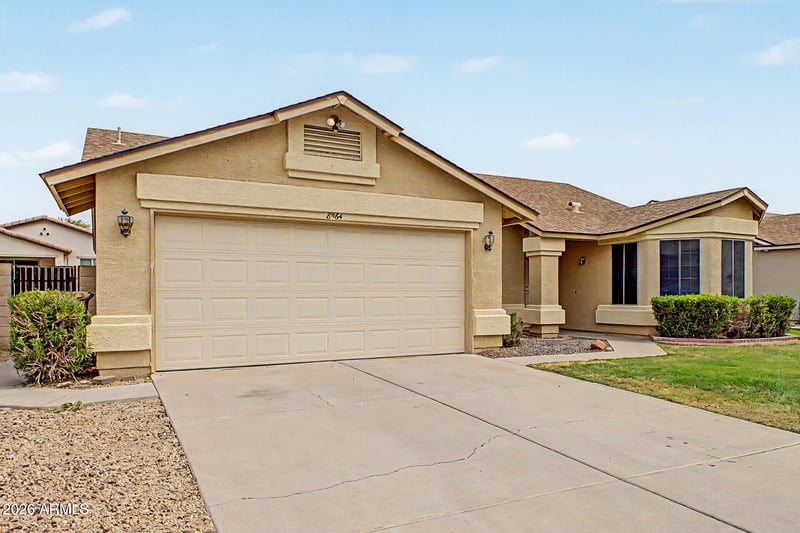 8564 W Ocotillo Rd, Glendale, AZ 85305