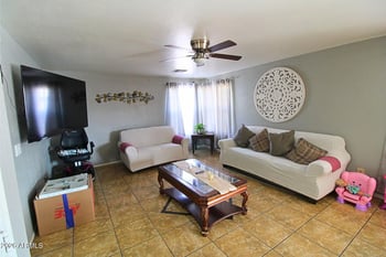 8565 Monte Vista Rd, Phoenix, AZ 85037