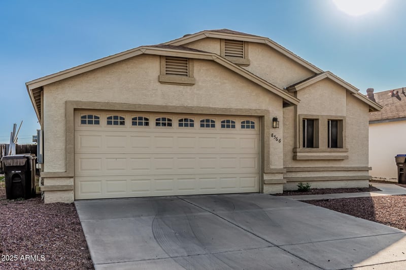 8566 108th Ln, Peoria, AZ 85345